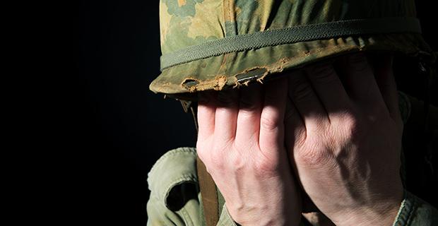 Un estudio reveló números alarmantes sobre suicidios entre los veteranos de guerra en los Estados Unidos.-0